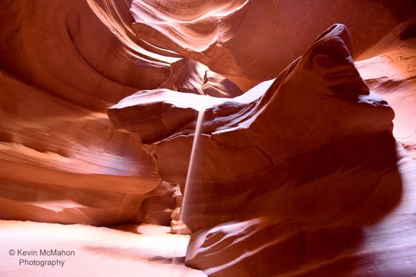 Arizona, Page, Upper Antelope Canyon, 
beautiful sandstone formation, sand trail