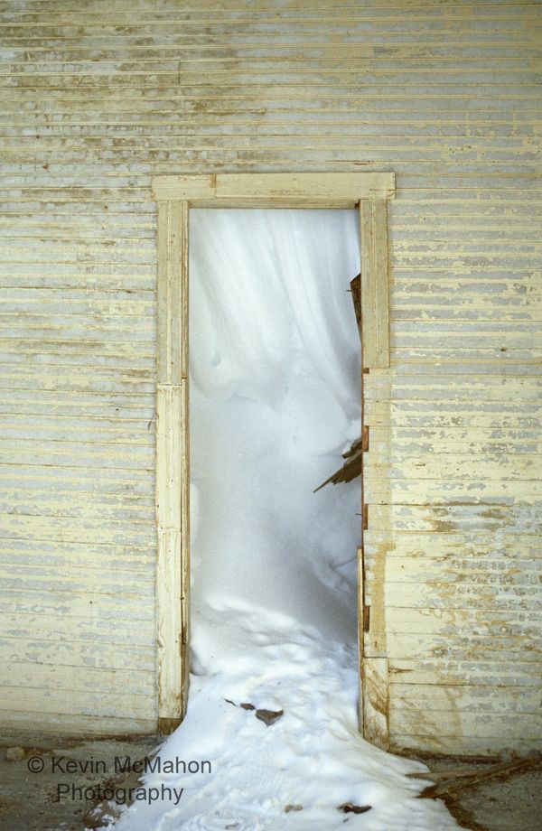 Colorado, Oak Creek, mining town, snowy door, winter