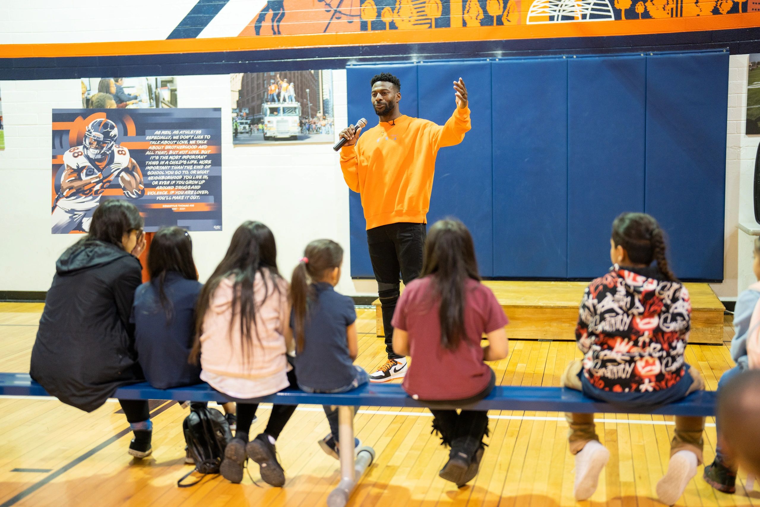 Emmanuel Sanders honors Demaryius Thomas at Boys & Girls Club