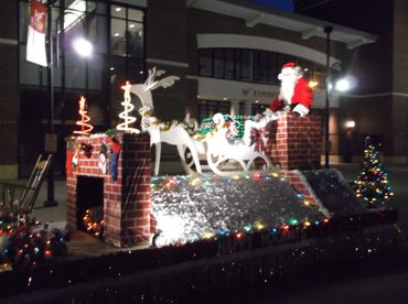 Klemmefloats.com West Allis, Wisconsin Christmas Parade float