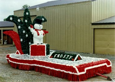Klemmefloats.com Appleton, Wisconsin Christmas Parade float
