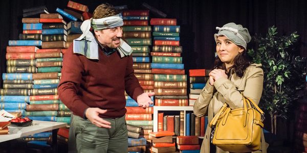 İşgüzar Bir Tekerrür - Tiyatro Fora - Tufan Karabulut - Suzan Acun İlhan