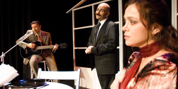 Köşk - Tiyatro Fora - Oyun Fotoğrafı