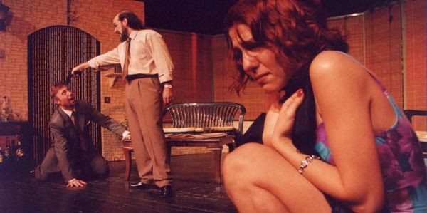 Tehlikeli Saplantı - Tiyatro Fora - Oyun Fotoğrafı