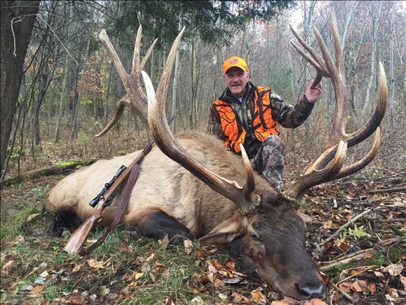 Pennsylvania Elk Outfitter Trophy Rack Lodge