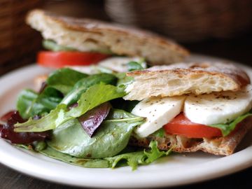 Caprese panini