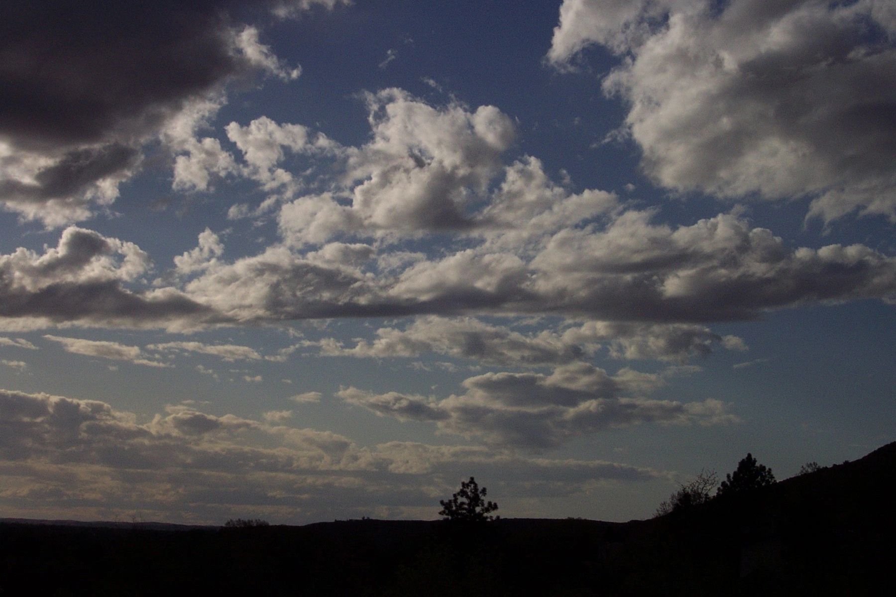 5.05.09._spring_storm_011.JPG
