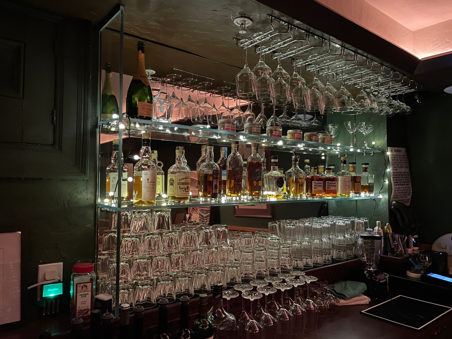 Bar photo 1