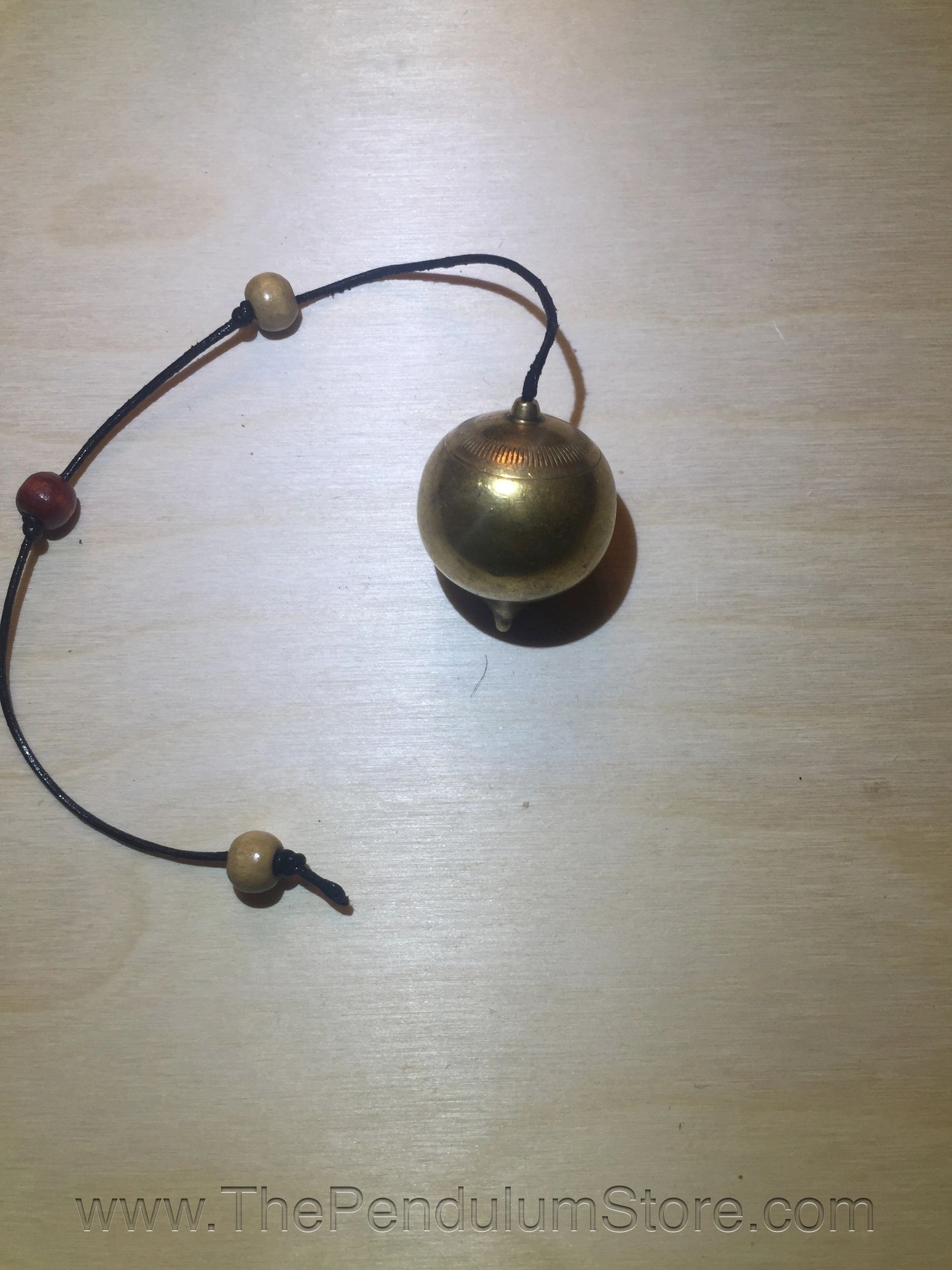Most common uses for a dowsing pendulum and how to use a pendulum