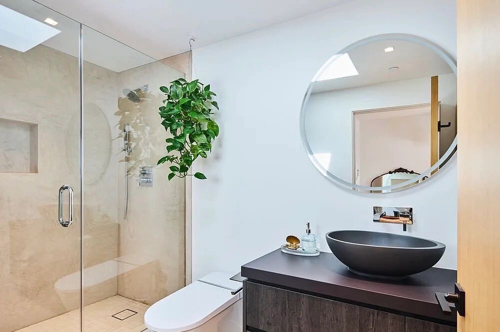 Modern bathroom design in Marin, San Rafael, San Anselmo, Ross, Tiburon, Novato