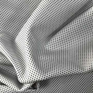 ELASTIC & PRINTING,
White background cloth with gray dots, fabric.