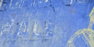 Into the Blue
Painted Wall in St Aignan, France