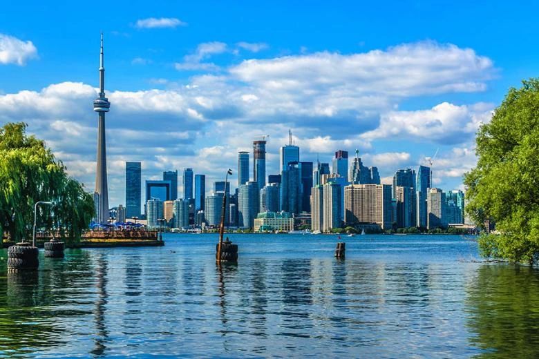 Canada Invites 6,000 Candidates in Major Canadian Experience Class Draw — February 17, 2026