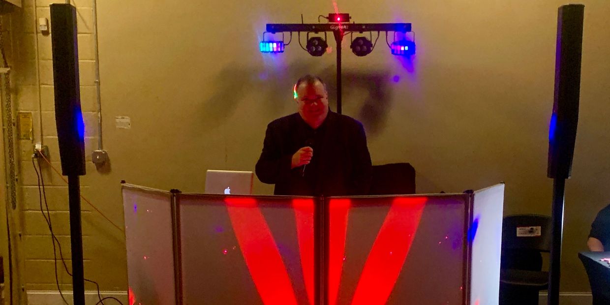 Baltimore Maryland Wedding DJ with 20 years experience! 175,000 song collection.