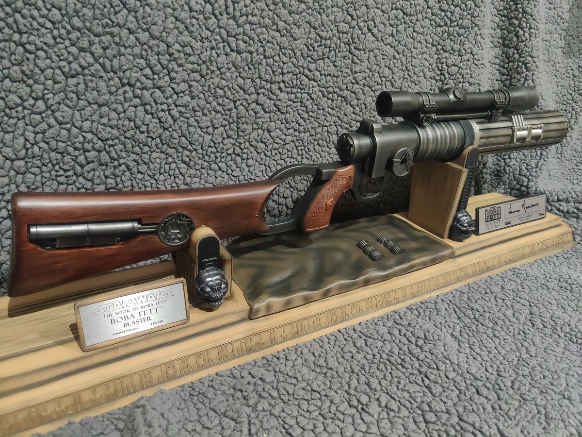 Temuera Morrison Signed Star Wars Force Laboratory Boba Fett Blaster