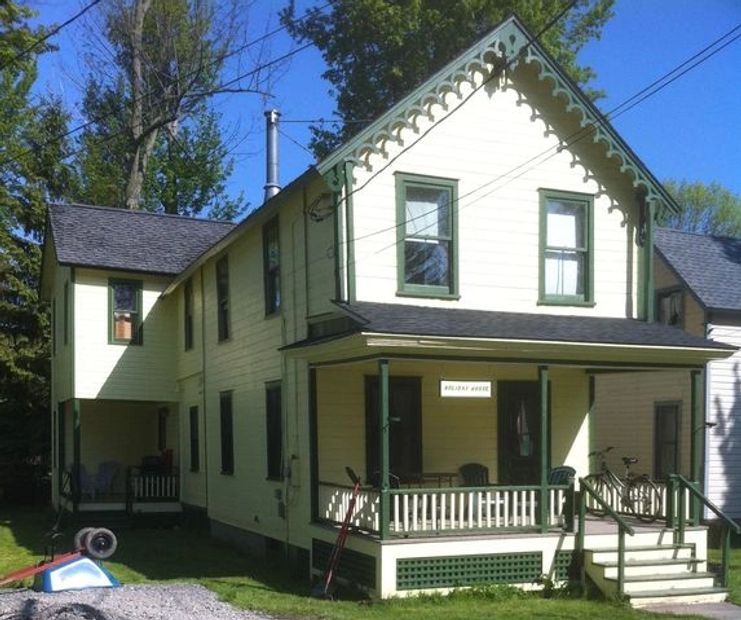 Victorian Style Cottage For Rent in TI, Park, NY