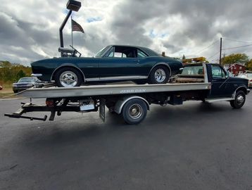 Classic car tows