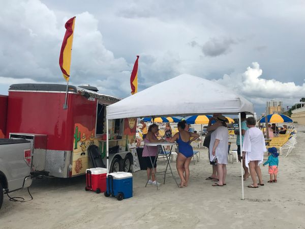 TACOS LAND FOOD TRUCK