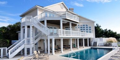 Sparkling clean pool