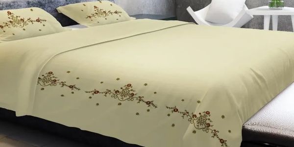 ملايات تطريز فطن سرير كبير مع 2 تربيعة