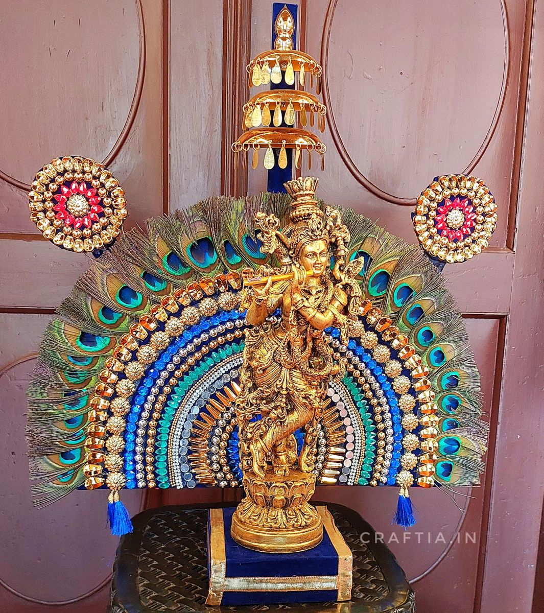 Peacock Feather Thidambu With Polymarble Krishna Statue