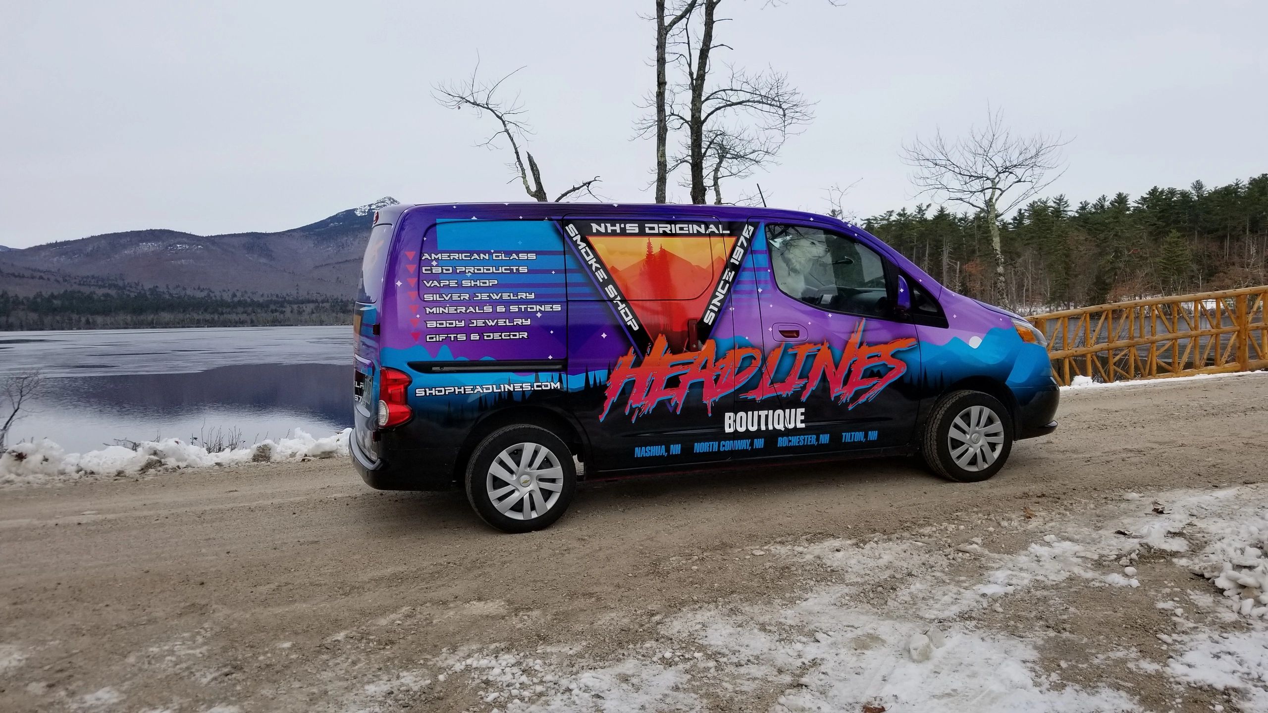 Headlines Boutique Shipping Policy