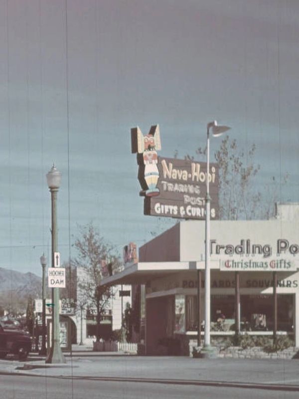 Leonard bought Nava-Hopi Indian Store in 1936, and changed the name to Nava-Hopi Trading Post