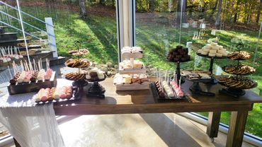 Wedding dessert bar