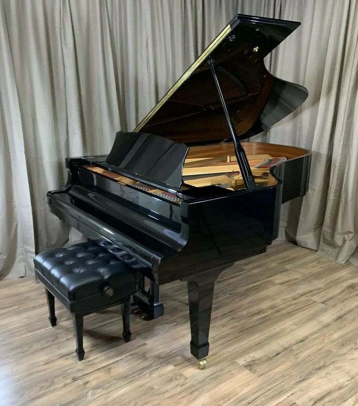 Piano à queue Steinway & Sons modèle M-170 N°224314 