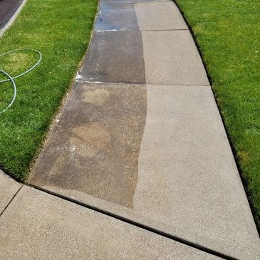 Pressure Washing, Power Washing, concrete cleaning, surface cleaning, local pressure washing, house 