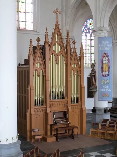 Hook organ restored by Wallace & Co.
