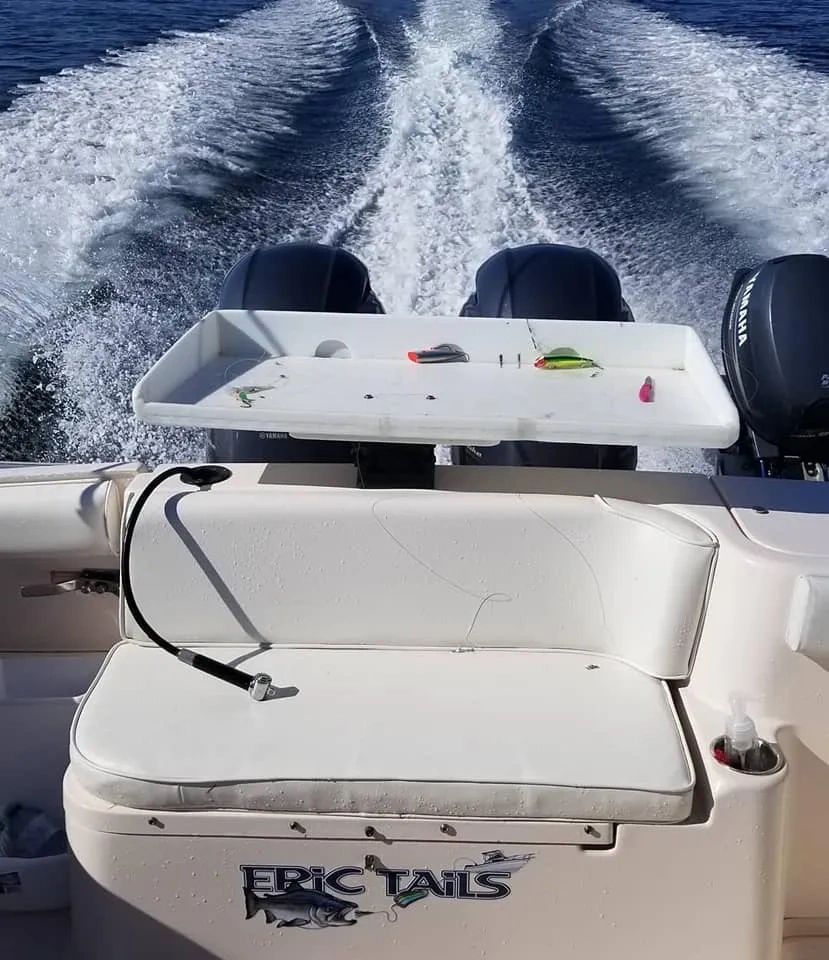 Refined comfort. Serious capability.
A platform built for confidence in open water.
