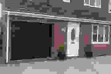 image381
