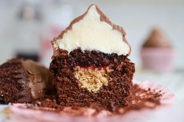 Marshmallow teacake  - Vodka cupcake