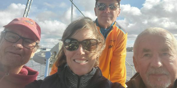 Since Amelie was sitting in Lake Union it required us to move through the Lake Washington Ship Canal