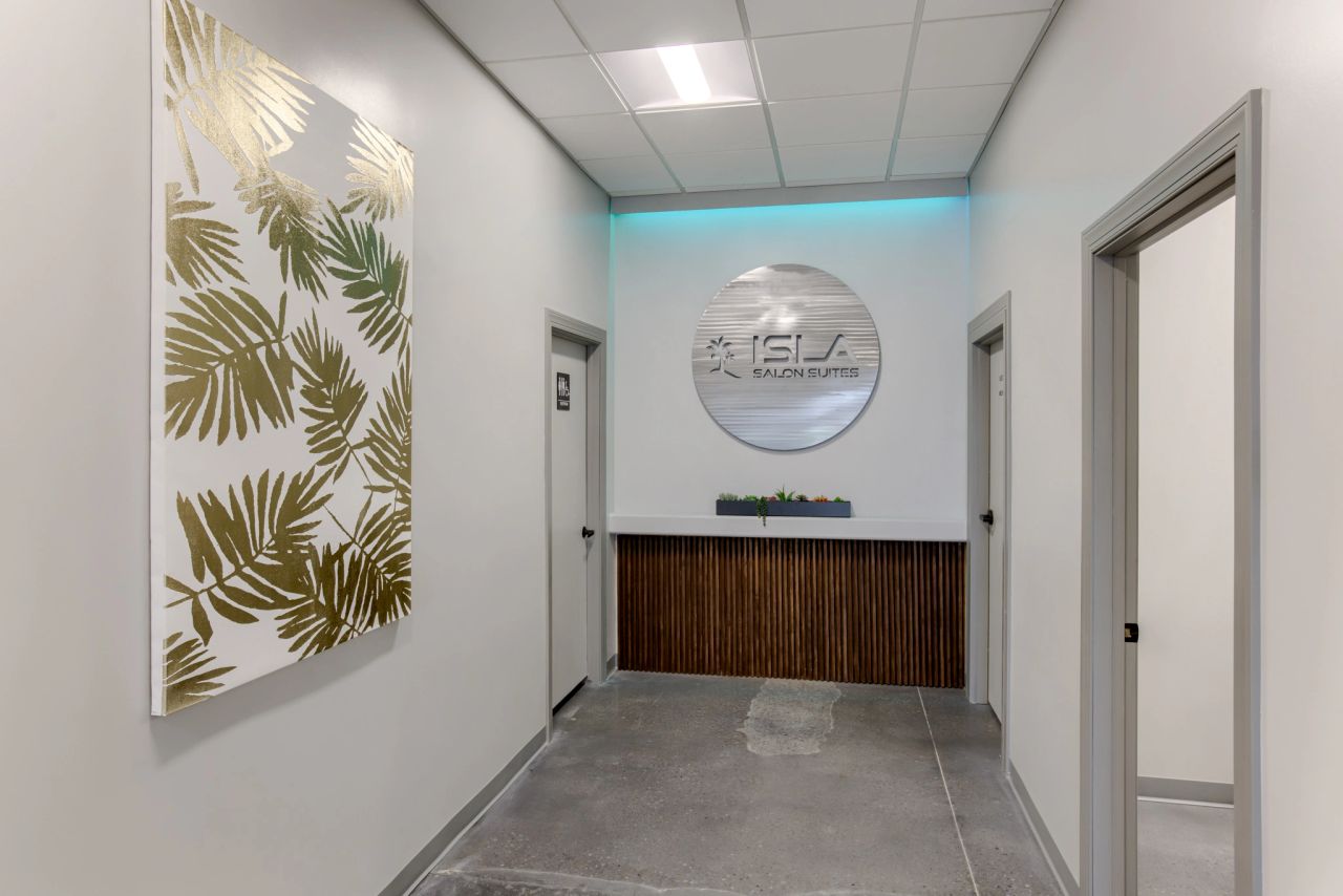 Isla Salon Suites