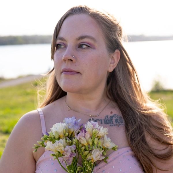Kira Tropp
Siren of the Norse
Cosmetologist
Papillion
Haircut
Mini Facial
Color
Braiding
Reiki
