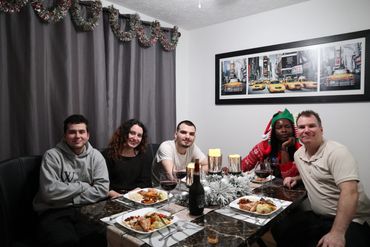 Souper de Noël en familles pendant la pandémie.