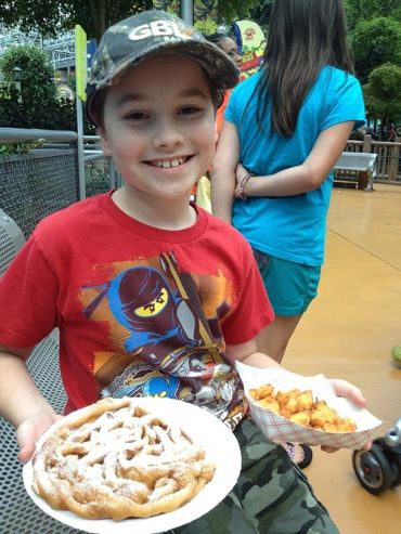 Kids with food wearing GBL hat