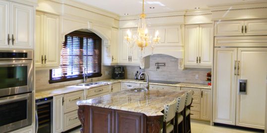 Kitchen Cabinets & Vanities in Montreal - EBENISTERIE BELLISSIMO