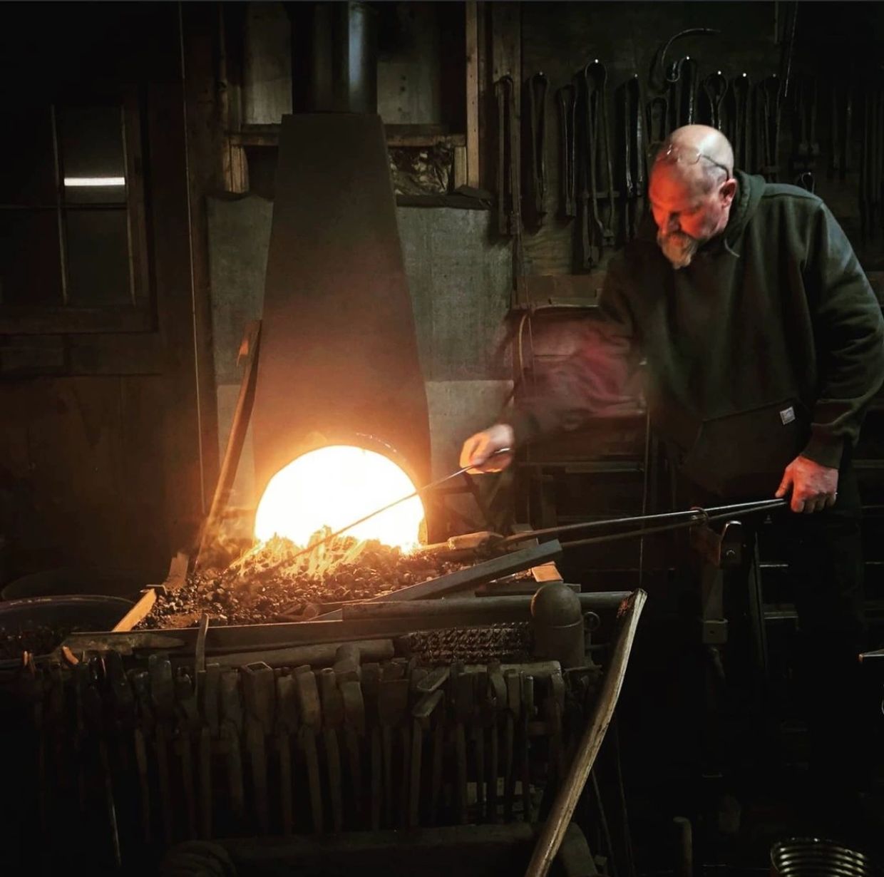 chris bowman woodbury blacksmith 