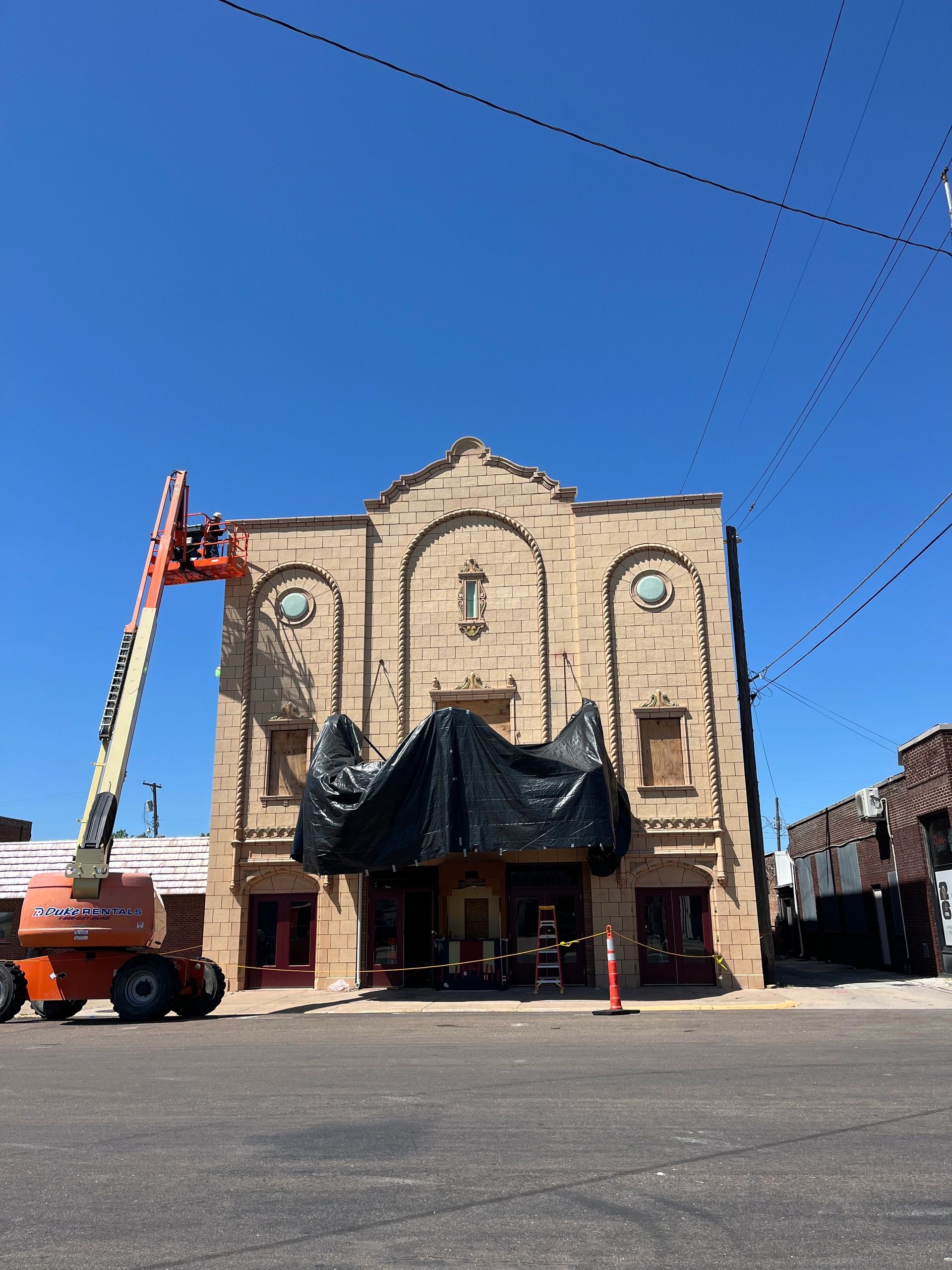 Iola Theatre