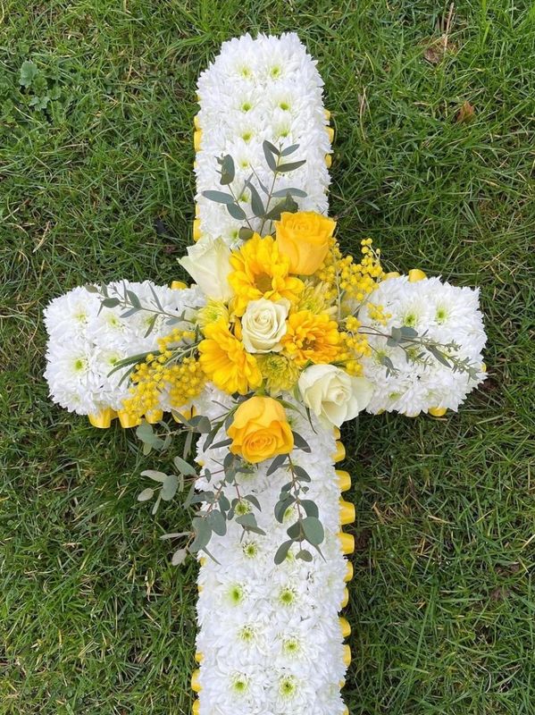 A cross flower wreath