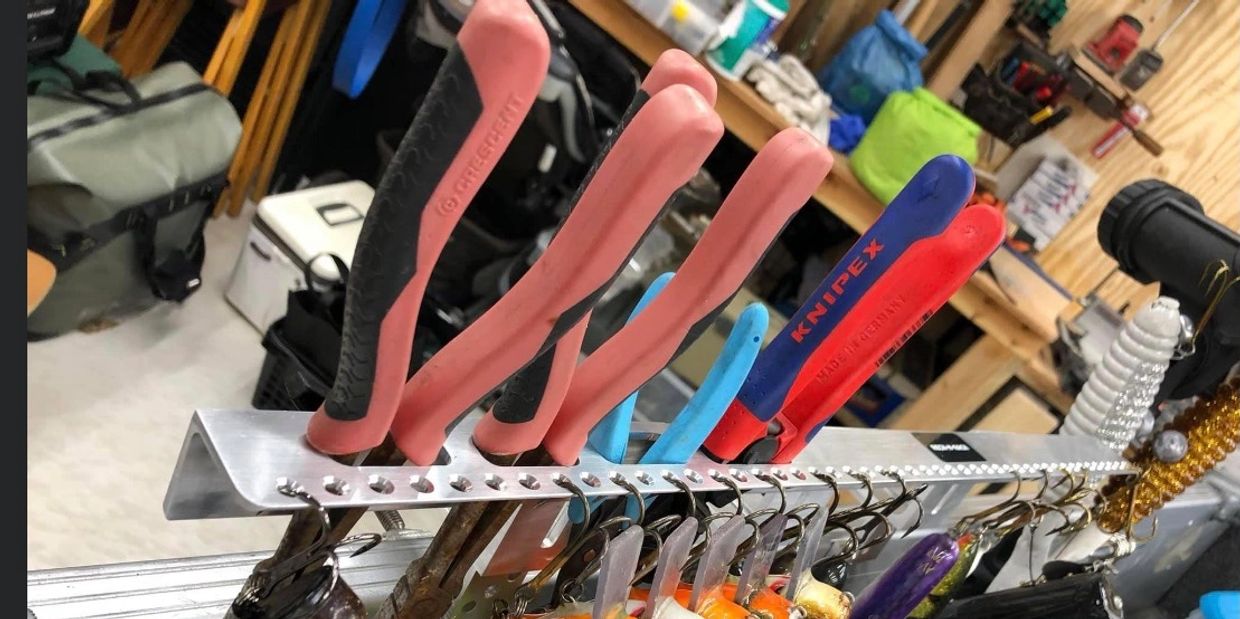 Custom 24" Combo Lure rack with Tool holder