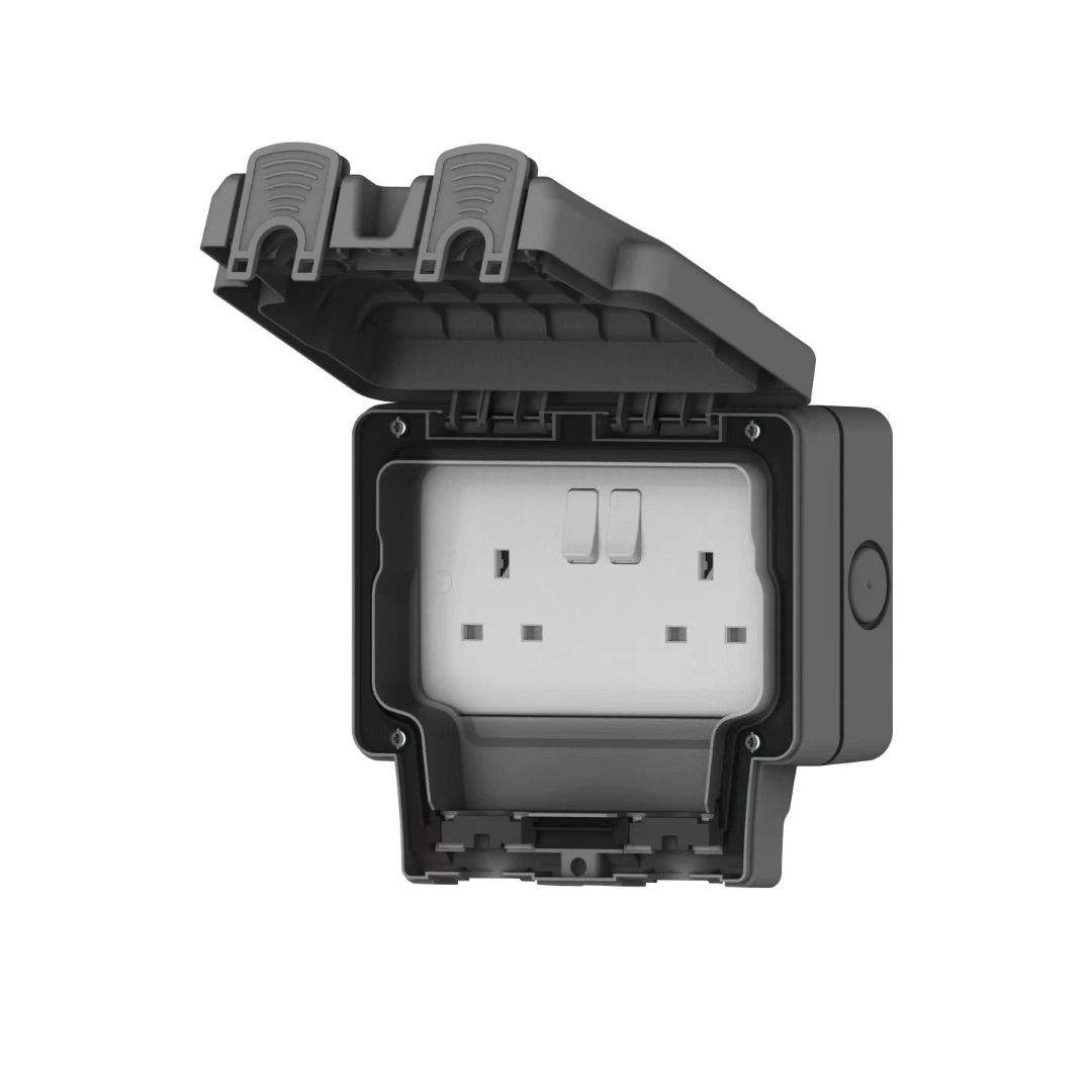 ecolux ENGLAND IP66 2 Gang Weatherproof Switched Socket -13A