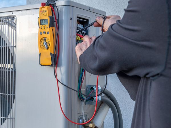 Multi-zone ductless climate control setup and programming in Milwaukee County.