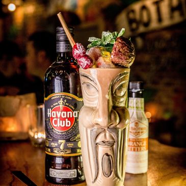 Botanic Wine Garden 
Joel Murdoch 
Port Macquarie 
Liquid Transitions 
Evenfall Wines 