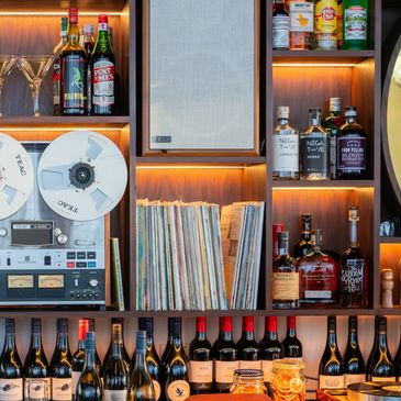 Botanic Wine Garden 
Dill Pickle Club
Joel Murdoch 
Port Macquarie 
Liquid Transitions 
Evenfall Win