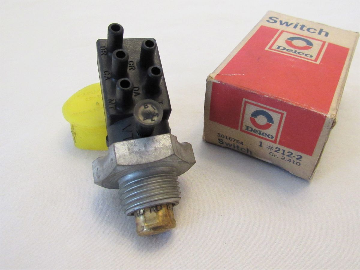 NOS 19681972 Pontiac GTO Firebird TA 400 455 HO Thermo Vacuum Switch