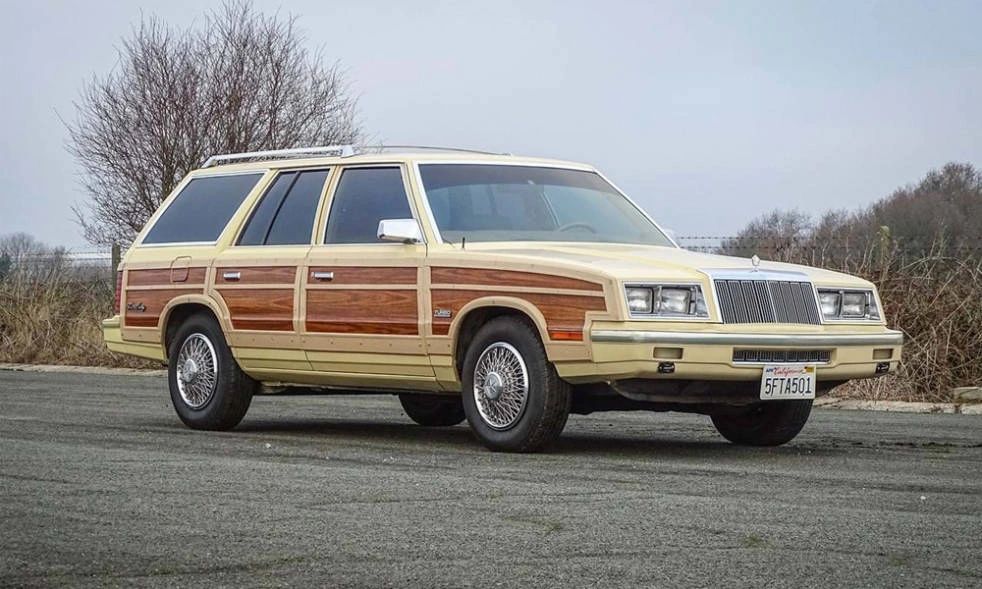 The Accutron Woody, and those Woody cars...